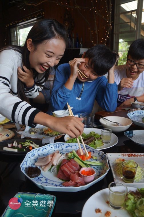 ▲ 碧瑤著名的 Chaya 餐廳美食，新鮮的生魚片～