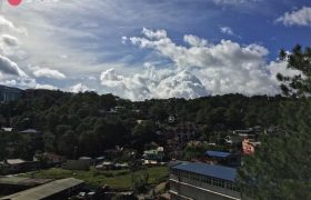 《Baguio JIC 語言學校》位於菲律賓碧瑤，氣候涼爽舒服，很適合學生念書喔！
