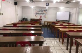 《Baguio JIC 語言學校》大團體課教室