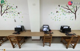 《PINES 語言學校》Chapis 電腦教室