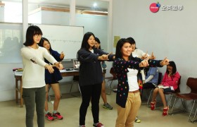 HELP Longlong 語言學校  跳舞課