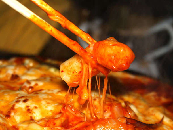 菲律賓遊學推薦餐廳，碧瑤韓國餐廳起司炒年糕 Tokboki 超好吃