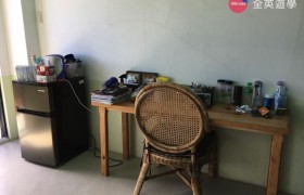 BECI 碧瑤學校 學生宿舍-單人房書桌椅＋冰箱