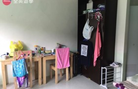 BECI 碧瑤學校 學生宿舍-雙人房設備，書桌椅＋衣櫥
