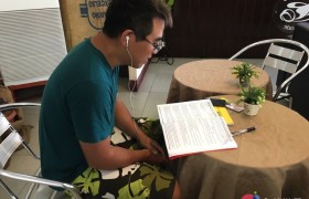 SMEAG-宿霧學校-多益托福校區-小江多益遊學記，認真的小江正在讀英文！